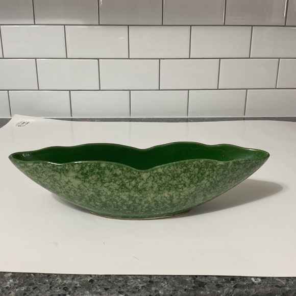 VTG Grass Green Ceramic Pottery Planter - Picture 2 of 8